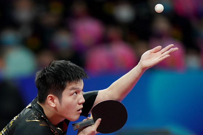 相比之下 相比之下